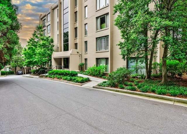 Property at 2769 Peachtree Rd NE #9, Atlanta, GA 30305, 2 beds, 2.5 baths