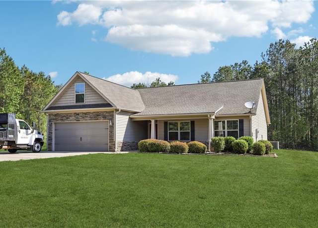 Property at 111 Bridle Path, Griffin, GA 30224, 3 beds, 2 baths