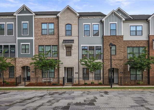 Property at 820 Kenway Ave, Roswell, GA 30076, 4 beds, 3.5 baths
