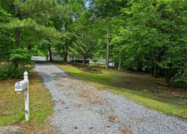 Property at 6201 Davids Way SE, Acworth, GA 30102, 3 beds, 2 baths