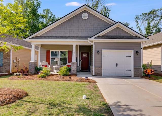 Property at 107 Vineyard Walk, Carrollton, GA 30117, 3 beds, 2 baths