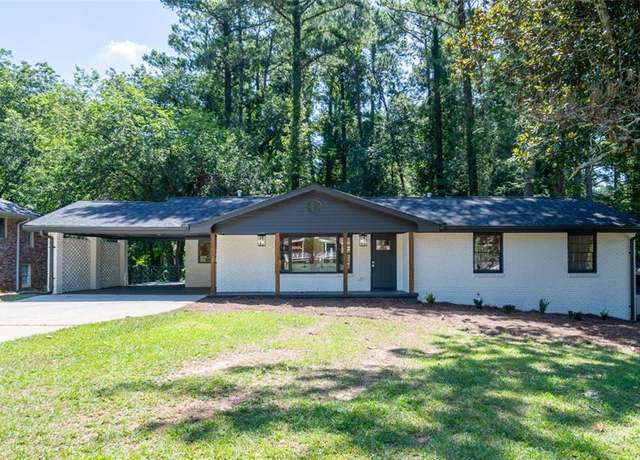 Property at 3082 Corbin Ave, Decatur, GA 30034, 3 beds, 3 baths