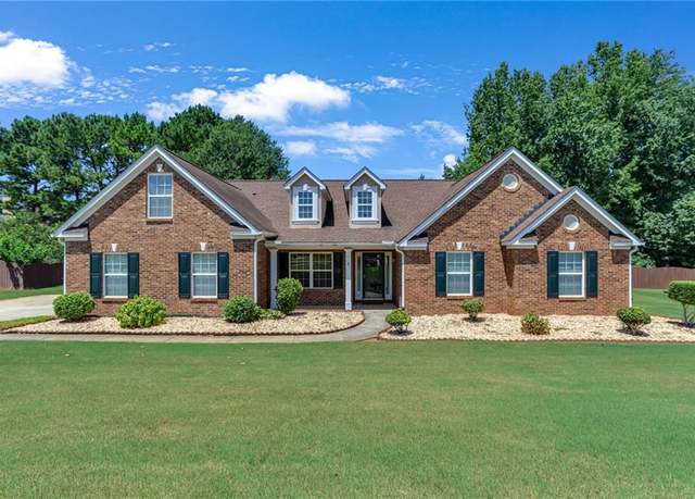 Property at 208 Danvers St, Mcdonough, GA 30253, 4 beds, 3 baths