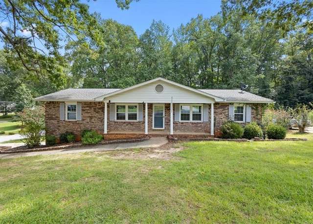 Property at 5571 Christi Dr, Douglasville, GA 30135, 4 beds, 2 baths