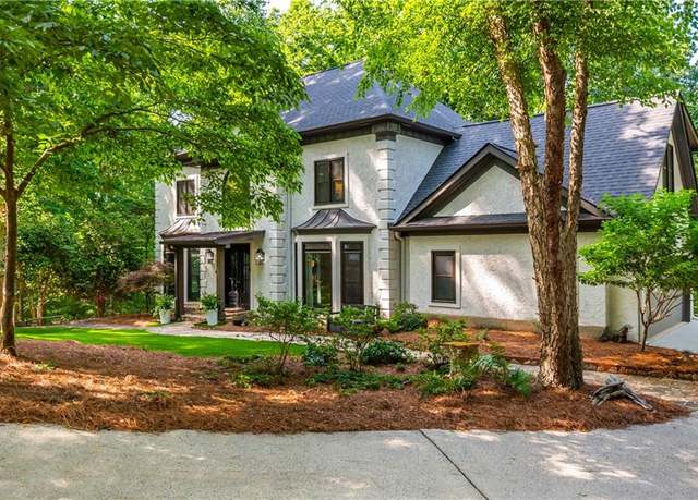 Property at 210 Hunters Vw, Roswell, GA 30075, 5 beds, 4.5 baths