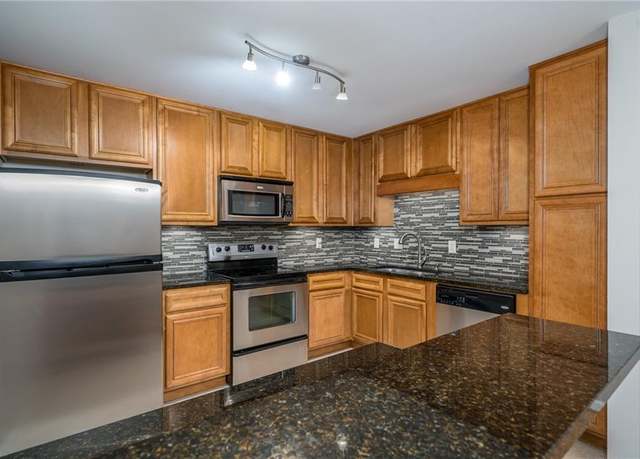 Property at 1468 Briarwood Rd NE #806, Atlanta, GA 30319, 2 beds, 2 baths