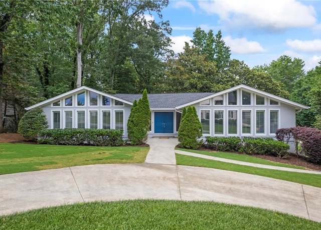 Property at 3009 Gant Quarters Dr, Marietta, GA 30068, 5 beds, 3.5 baths