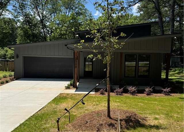Property at 2588 Abner Pl NW, Atlanta, GA 30318, 3 beds, 2 baths