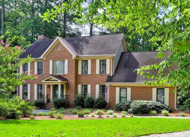 Property at 157 Eastlake Pt NW, Kennesaw, GA 30144, 4 beds, 2.5 baths