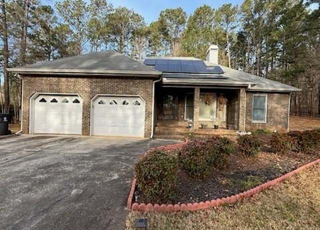 Property at 5207 W Shore Dr SW, Conyers, GA 30094, 3 beds, 2.5 baths