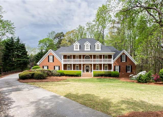 Property at 1886 Chedworth Ct, Stone Mountain, GA 30087, 8 beds, 7 baths