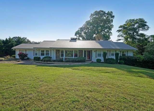 Property at 1001 Wiley Bridge Rd, Woodstock, GA 30188, 4 beds, 3 baths