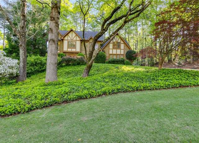 Property at 375 Spindle Ct, Sandy Springs, GA 30350, 4 beds, 4 baths