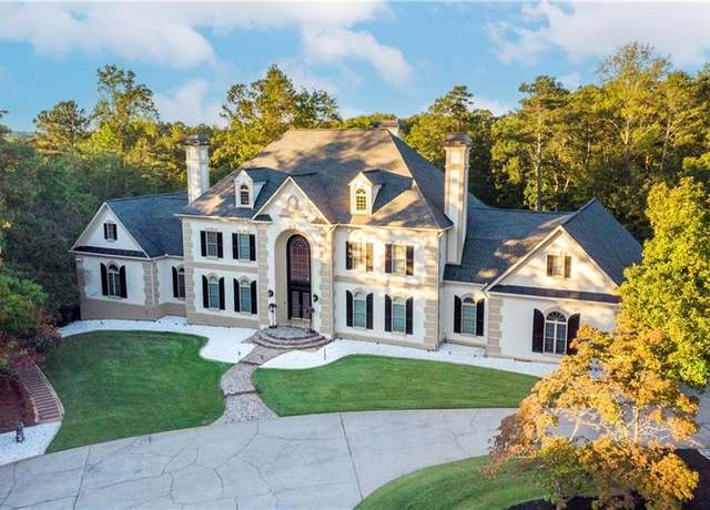 Property at 1806 Wynthrop Manor Dr SW, Marietta, GA 30064, 7 beds, 7 baths