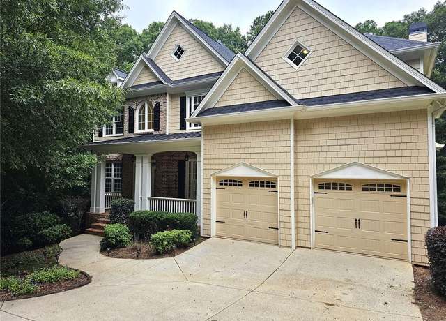 Property at 815 Brickwood Lane Ln, Alpharetta, GA 30004, 6 beds, 5.5 baths