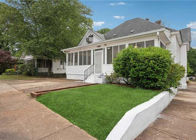 Property at 1796 Center Ave, East Point, GA 30344, 3 beds, 2 baths