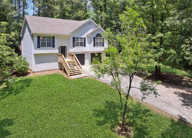 Property at 835 Navajo Trl, Covington, GA 30016, 4 beds, 3 baths