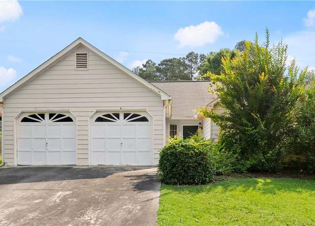 Property at 2806 Vintage Wood Way NW, Kennesaw, GA 30144, 3 beds, 2 baths