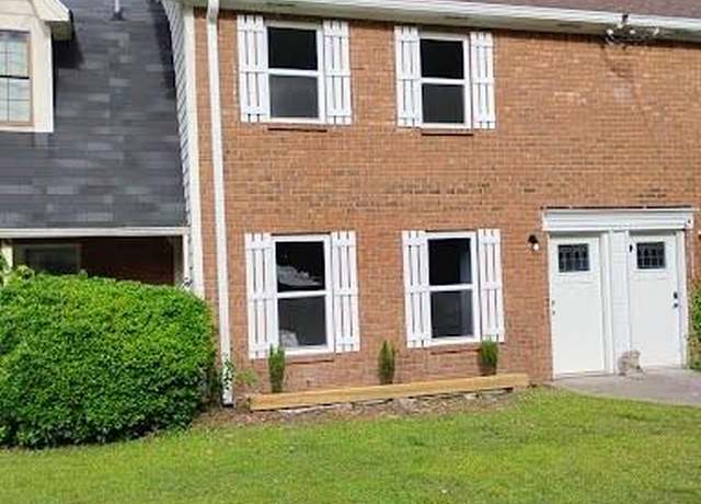 Property at 6544 River Park Dr, Riverdale, GA 30274, 3 beds, 2 baths