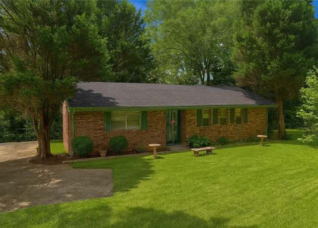 Property at 1491 Boulderwoods Dr, Atlanta, GA 30316, 3 beds, 1.5 baths