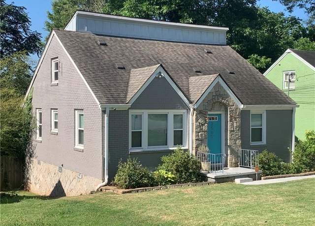 Property at 2569 Northview Ave, Decatur, GA 30032, 3 beds, 2 baths