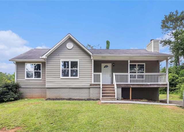Property at 28 Fawn Ct, Sharpsburg, GA 30277, 3 beds, 3 baths