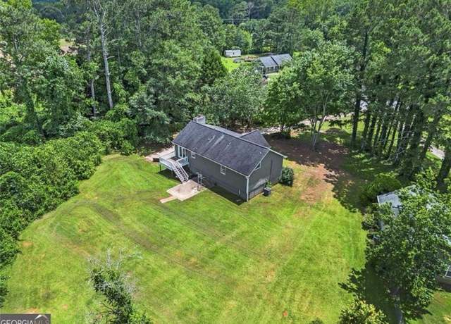 Property at 28 Fawn Ct, Sharpsburg, GA 30277, 3 beds, 3 baths