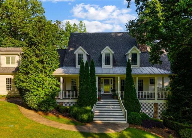Property at 13520 Providence Lake Dr, Alpharetta, GA 30004, 4 beds, 4.5 baths