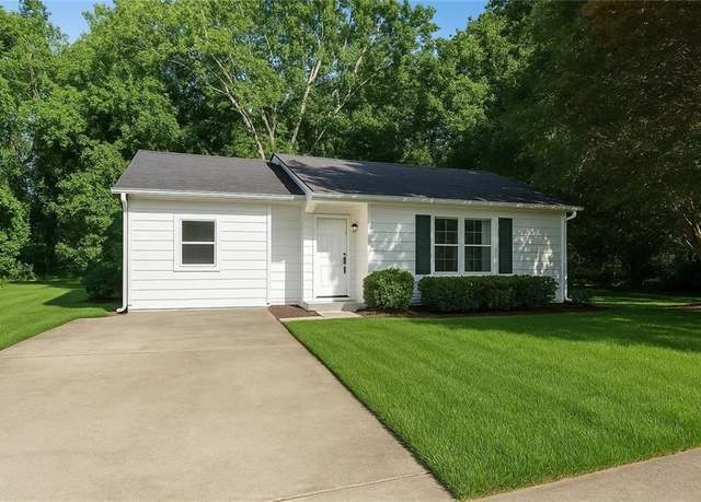 Property at 3909 S Creek Ct, Stone Mountain, GA 30083, 3 beds, 2 baths