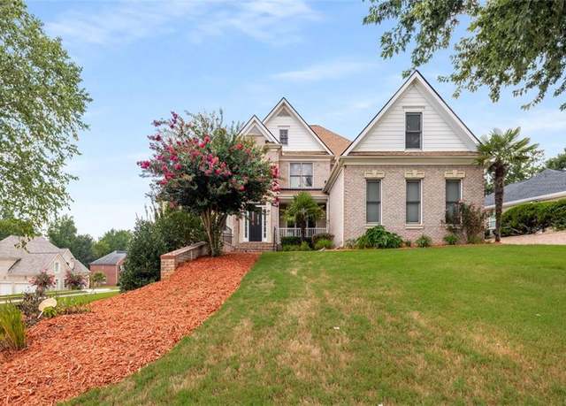 Property at 1950 Lancaster Dr SE, Conyers, GA 30013, 5 beds, 3.5 baths