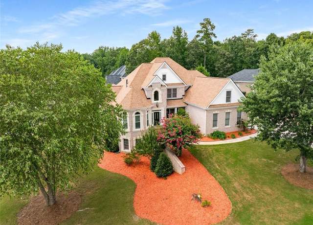 Property at 1950 Lancaster Dr SE, Conyers, GA 30013, 5 beds, 3.5 baths