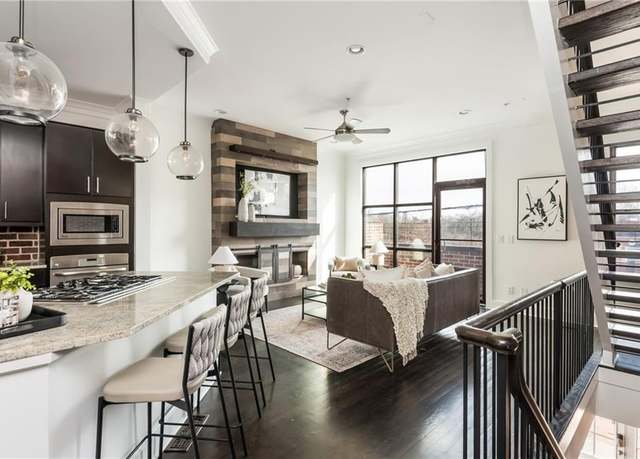 Property at 1199 Huff Rd NW #109, Atlanta, GA 30318, 3 beds, 3.5 baths