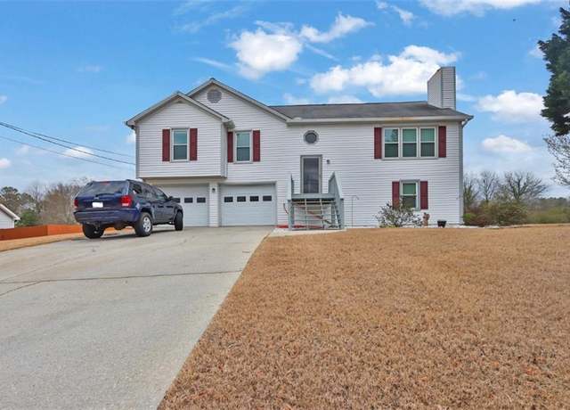 Property at 210 Meadow View Dr, Grayson, GA 30017, 3 beds, 3 baths