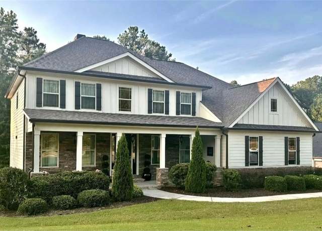 Property at 140 Discovery Lake Dr, Fayetteville, GA 30215, 5 beds, 4 baths