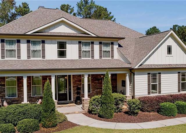 Property at 140 Discovery Lake Dr, Fayetteville, GA 30215, 5 beds, 4 baths