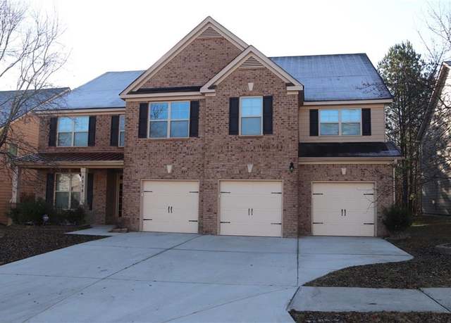 Property at 8178 Lochley Dr, Fairburn, GA 30213, 5 beds, 4 baths
