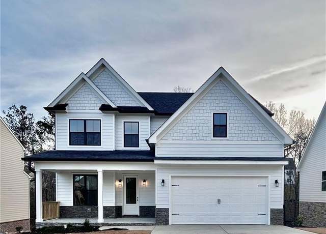 Property at 20 Lakewood Ct SE, Cartersville, GA 30120, 4 beds, 2.5 baths