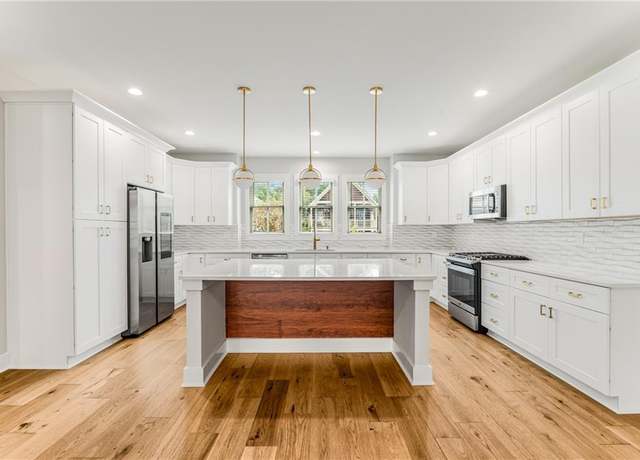 Property at 370 Thrasher St #2, Norcross, GA 30071, 4 beds, 3.5 baths