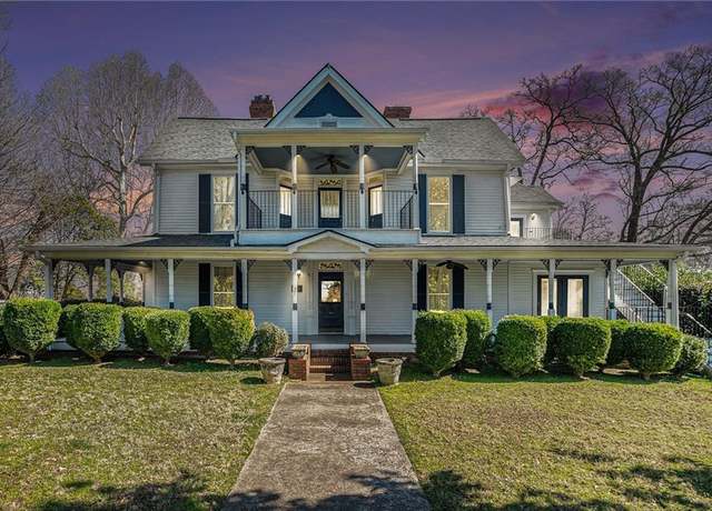 Property at 97 Benson St, Hartwell, GA 30643, 8 beds, 8 baths