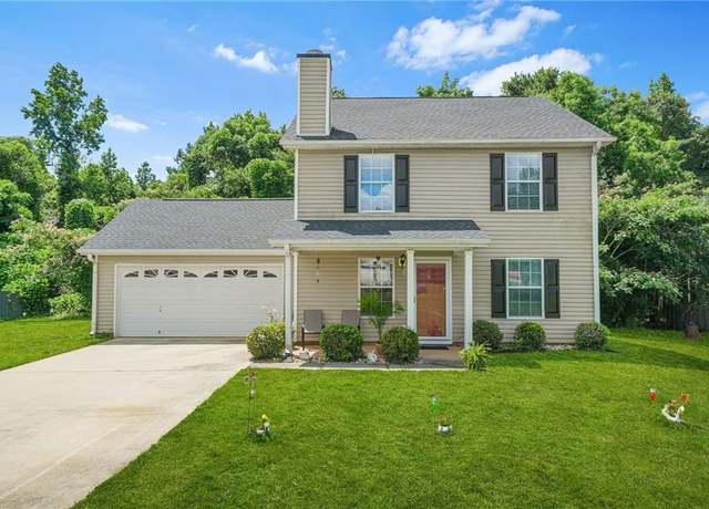 Property at 30 Creek Bottom Dr, Covington, GA 30014, 4 beds, 3 baths