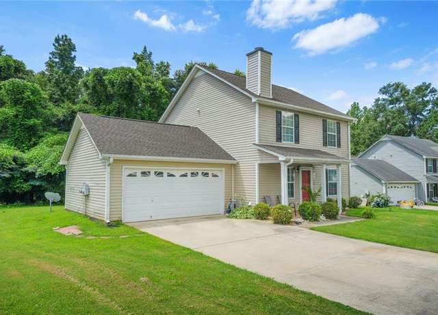 Property at 30 Creek Bottom Dr, Covington, GA 30014, 4 beds, 3 baths