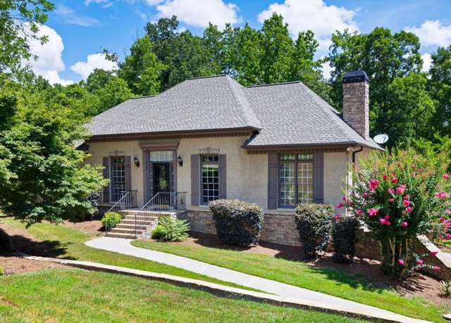 Property at 13 Centerport Dr, White, GA 30184, 4 beds, 3 baths