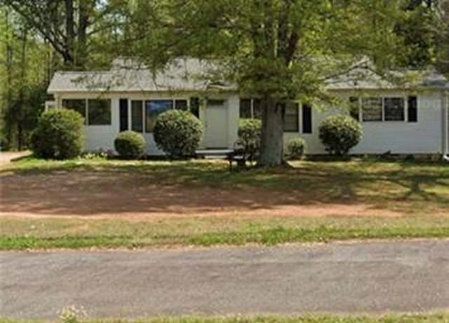 Property at 12655 New Providence Rd, Alpharetta, GA 30004, 2 beds, 1 bath