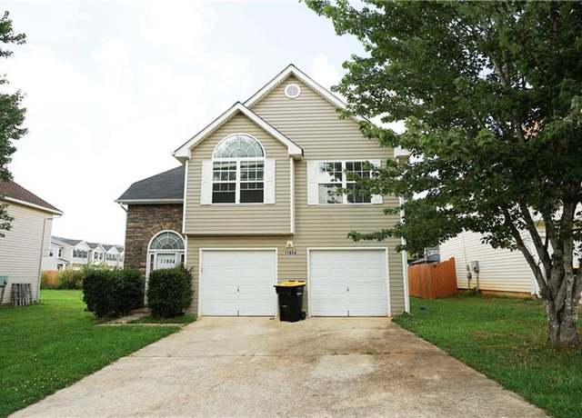 Property at 11854 Registry Blvd, Hampton, GA 30228, 4 beds, 3 baths