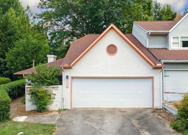 Property at 1480 Briaroaks Trl NE, Atlanta, GA 30329, 2 beds, 2 baths
