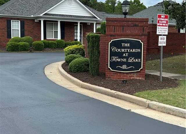 Property at 401 Courtyard Ter, Woodstock, GA 30189, 2 beds, 2 baths