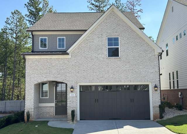Property at 724 Fairlane Dr, Marietta, GA 30064, 4 beds, 3.5 baths