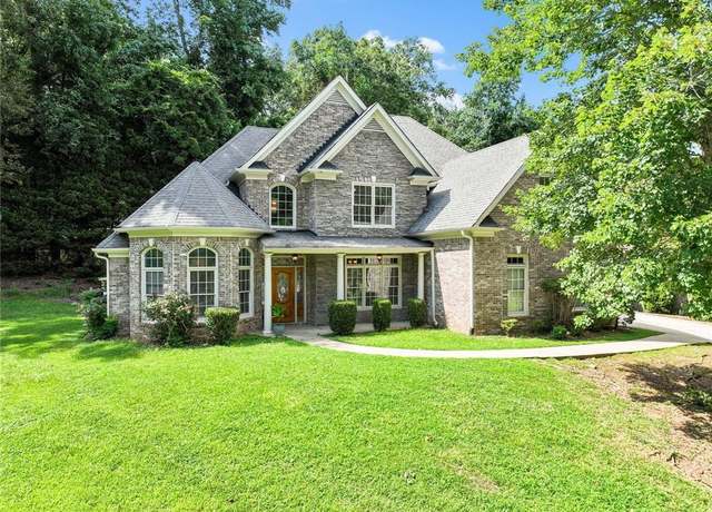 Property at 375 Beracah Trl SW, Atlanta, GA 30331, 5 beds, 3.5 baths