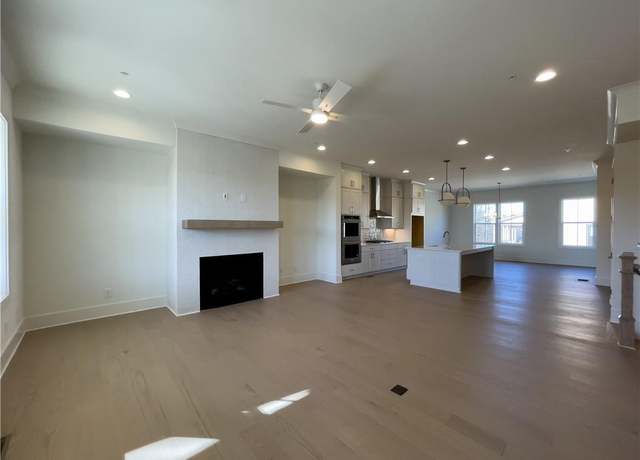 Property at 130 Chiswick Cir #42, Alpharetta, GA 30009, 3 beds, 3.5 baths