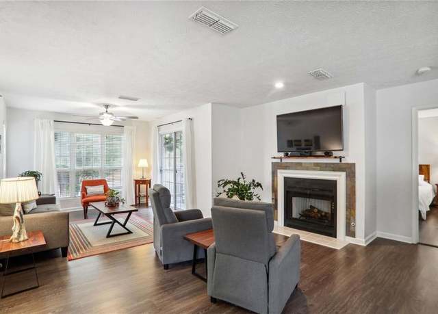 Property at 609 Mill Pond Dr SE, Smyrna, GA 30082, 2 beds, 2 baths